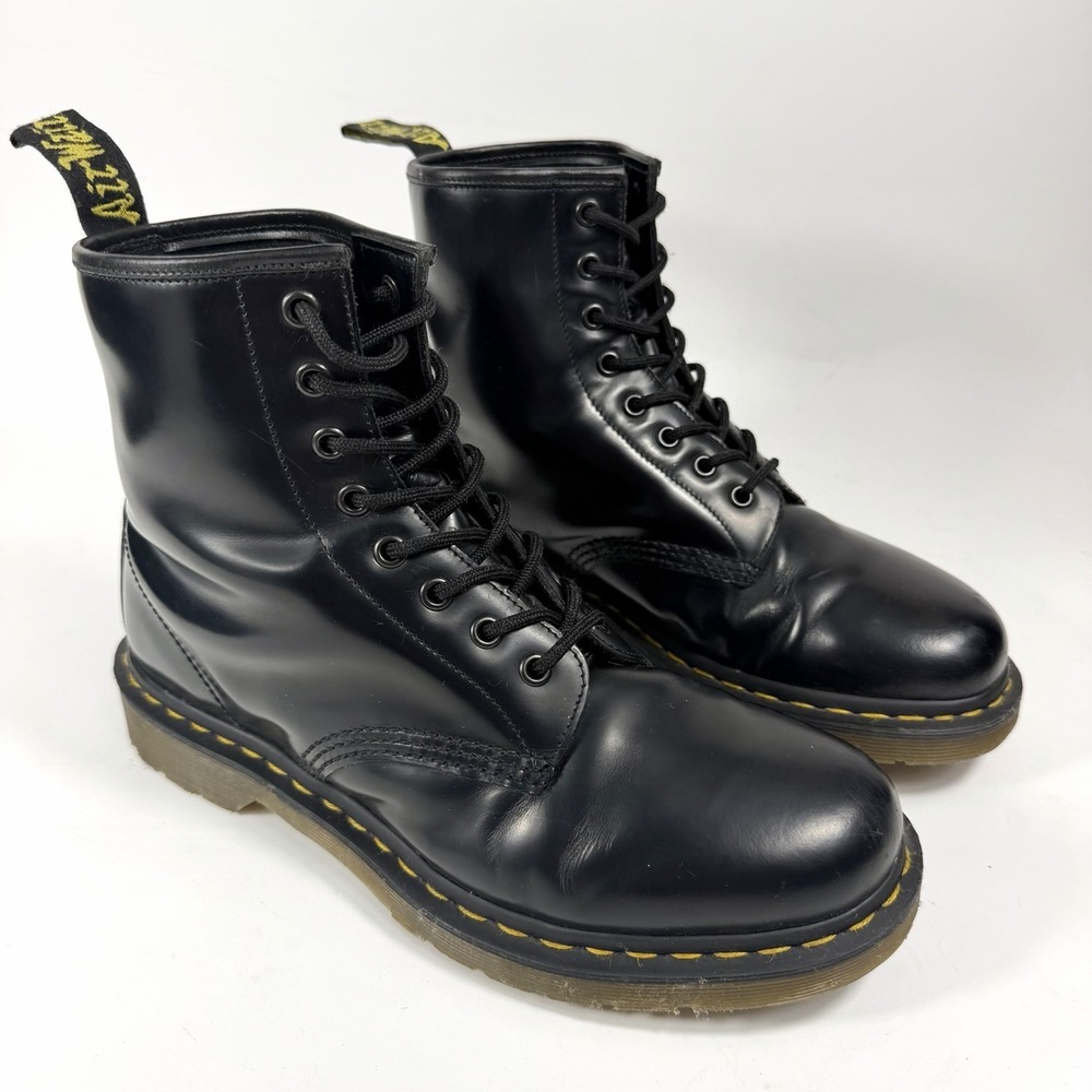 Dr. Martens 1460 Boots Unisex 9M 10W Black Smooth Leather 8 Eye Combat Punk Goth